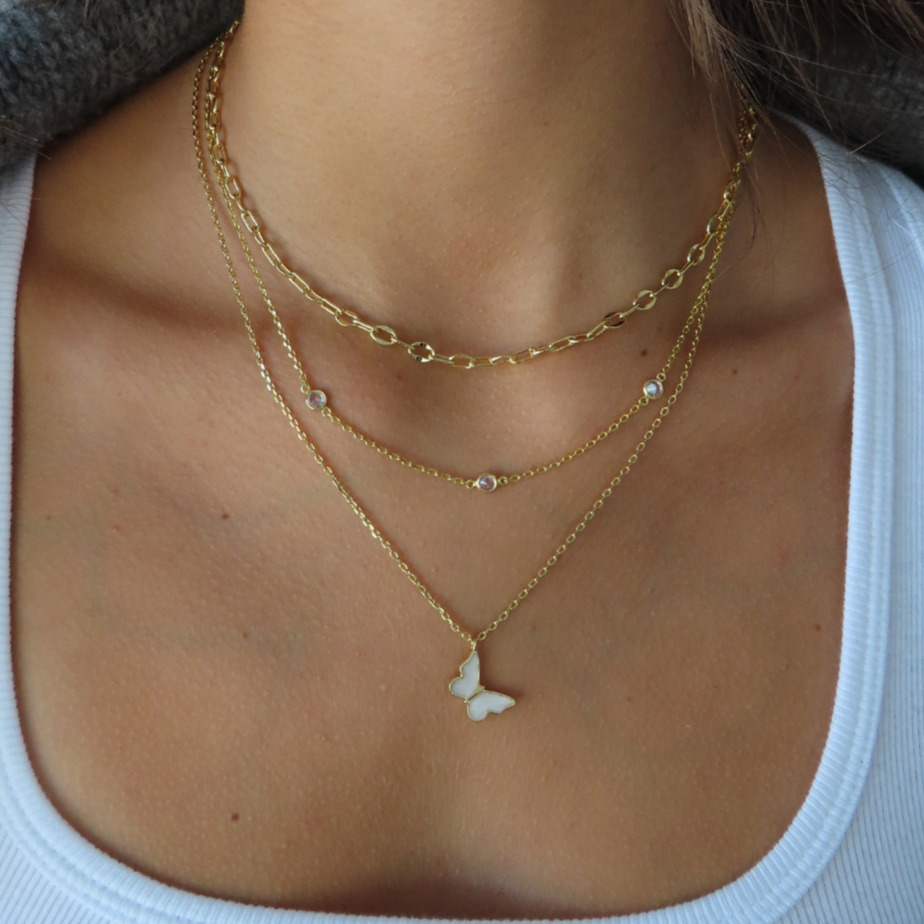 ButterflyNecklace_2.png