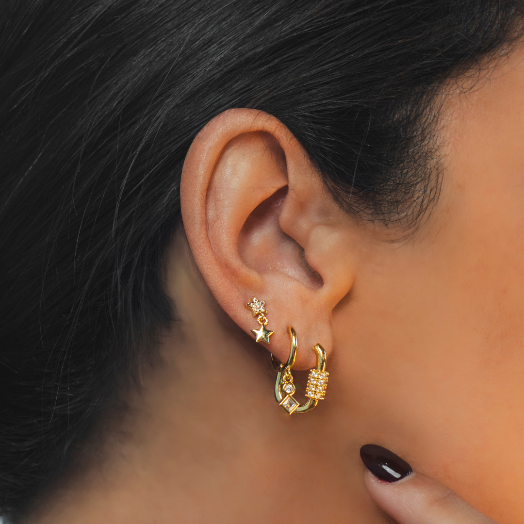CarabinerEarrings-Gold.png