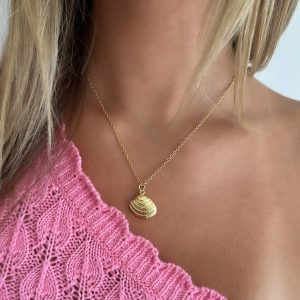 Dream Shell Necklace
