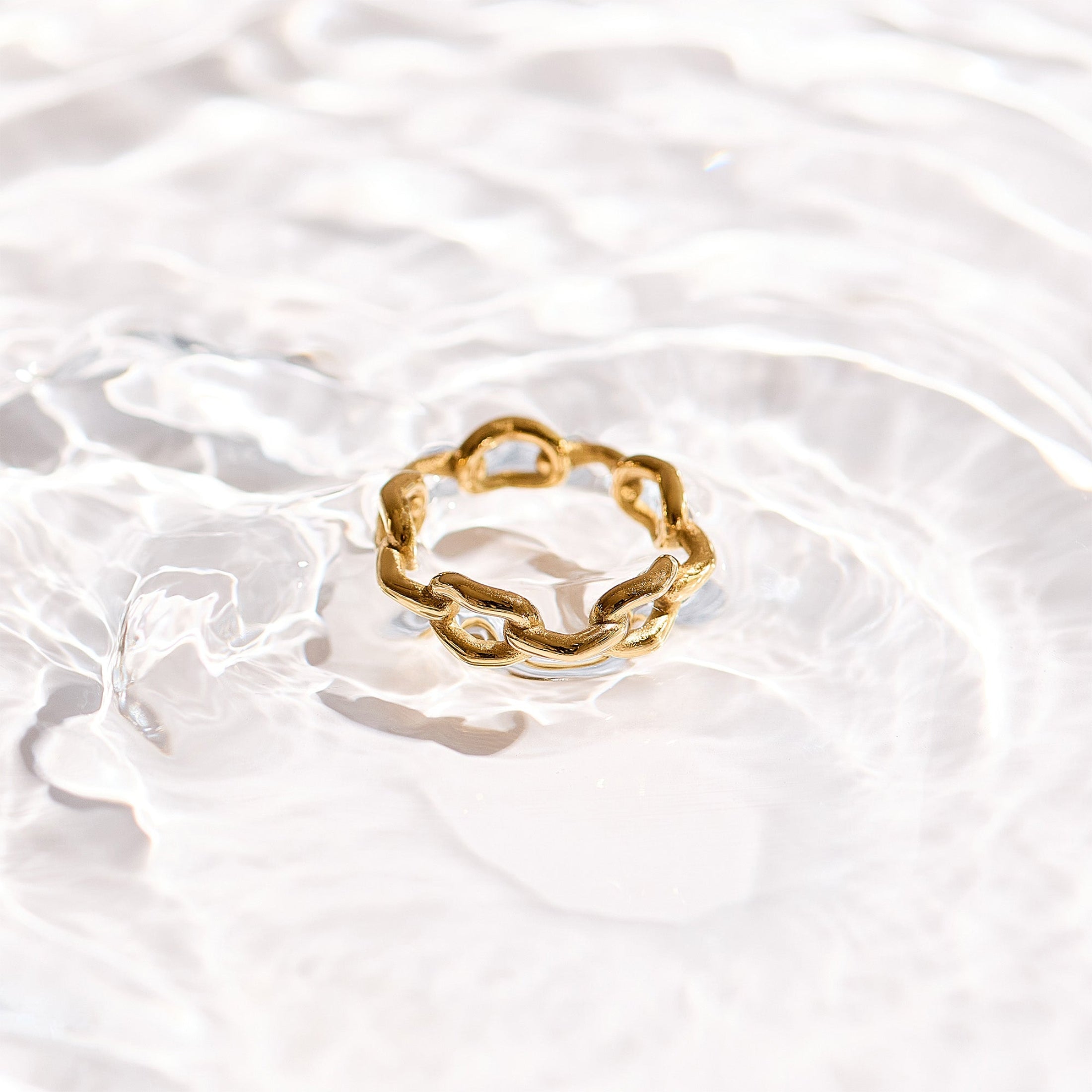 Unbroken_Ring_0104.jpg