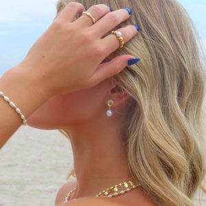 She’s a Pearl Ring